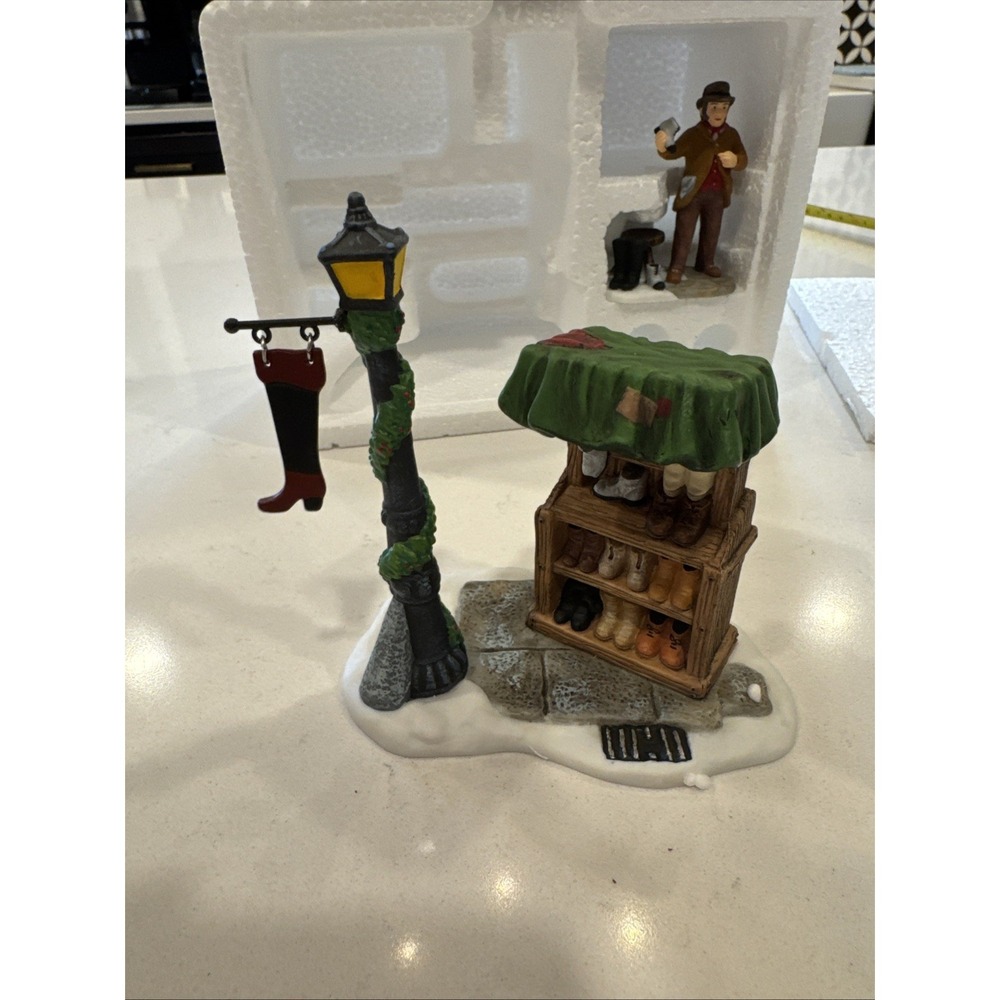 Dept 56 Dickens Village Cobbler's Corner Stand Set of 2 #58540 w/Box - Picture 2 of 5